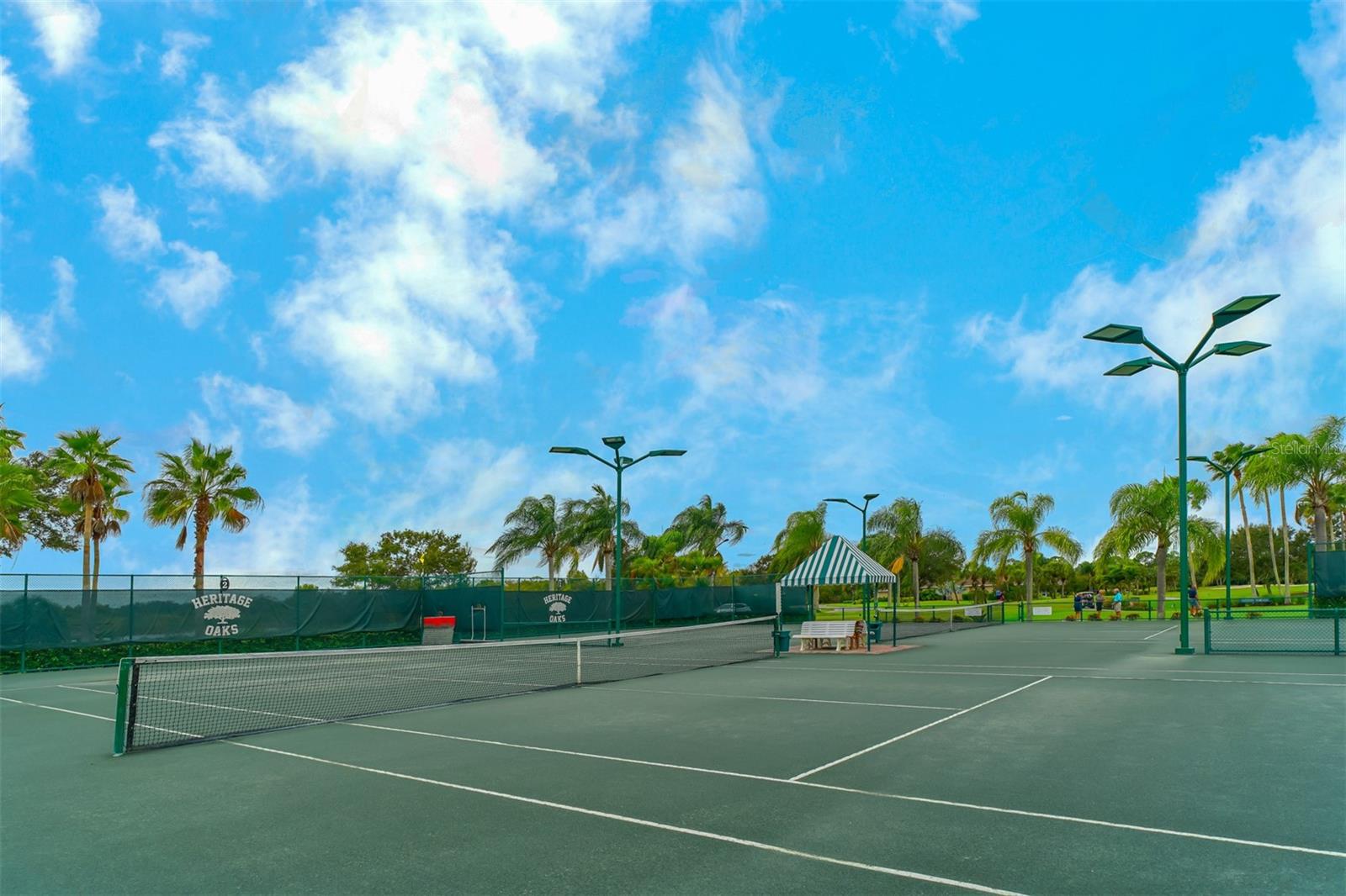 HERITAGE OAKS GOLF & COUNTRY CLUB - Residential