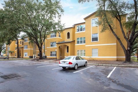 Photo of 4528 Commander Drive #2018, Orlando, FL 32822 (MLS # O6356181)