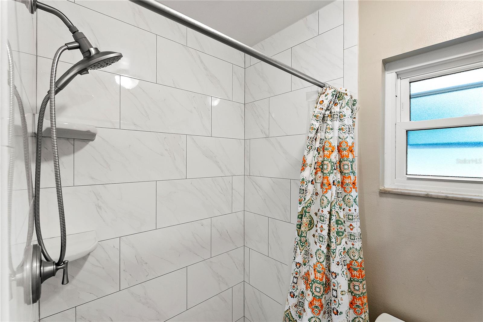 GROVEVIEW VILLAGE 1ST ADD REP - Residential