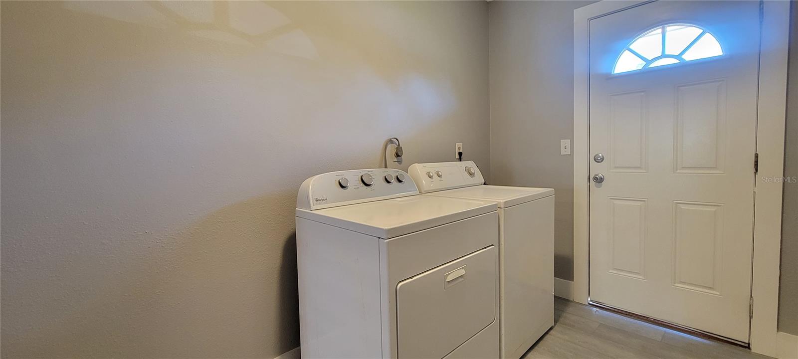 WEST PORT - Residential Lease