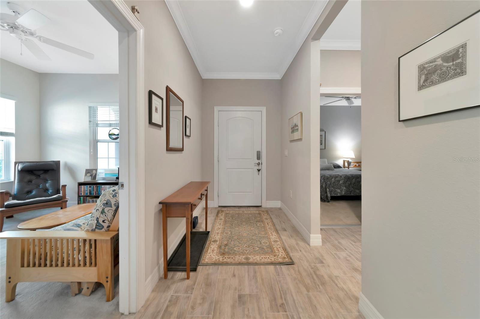 Casas a venda 1 - Jen Dantas 6907 COSTA BELLA DRIVE