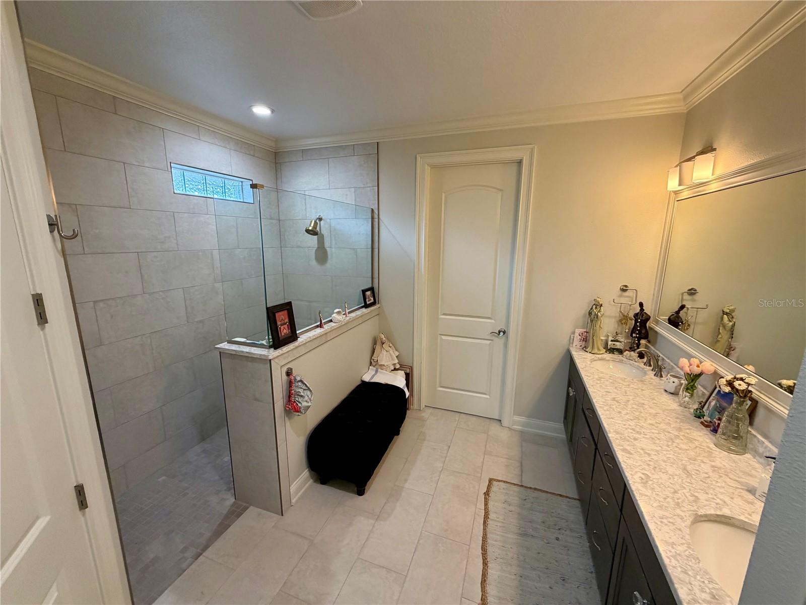 LAKE JAMES PH 4 - Residential