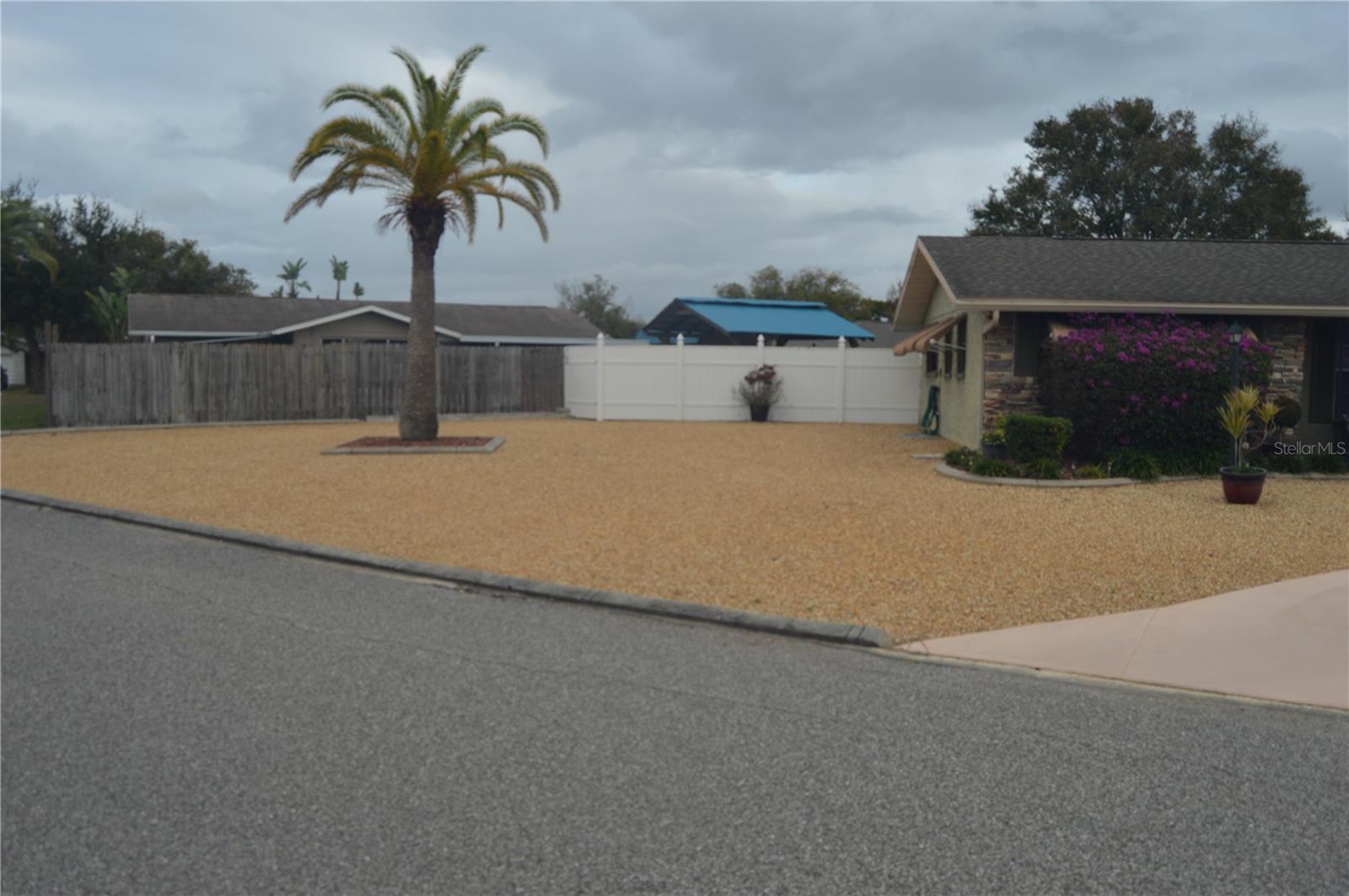 JASMINE LAKES - Residential