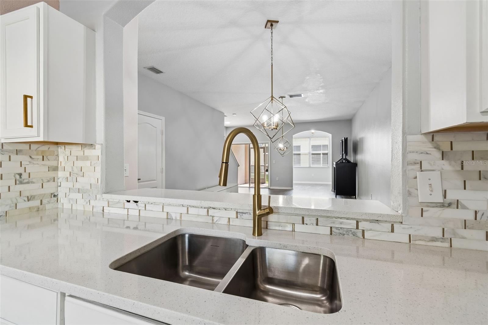 WILLIAMS CROSSING - Residential Lease