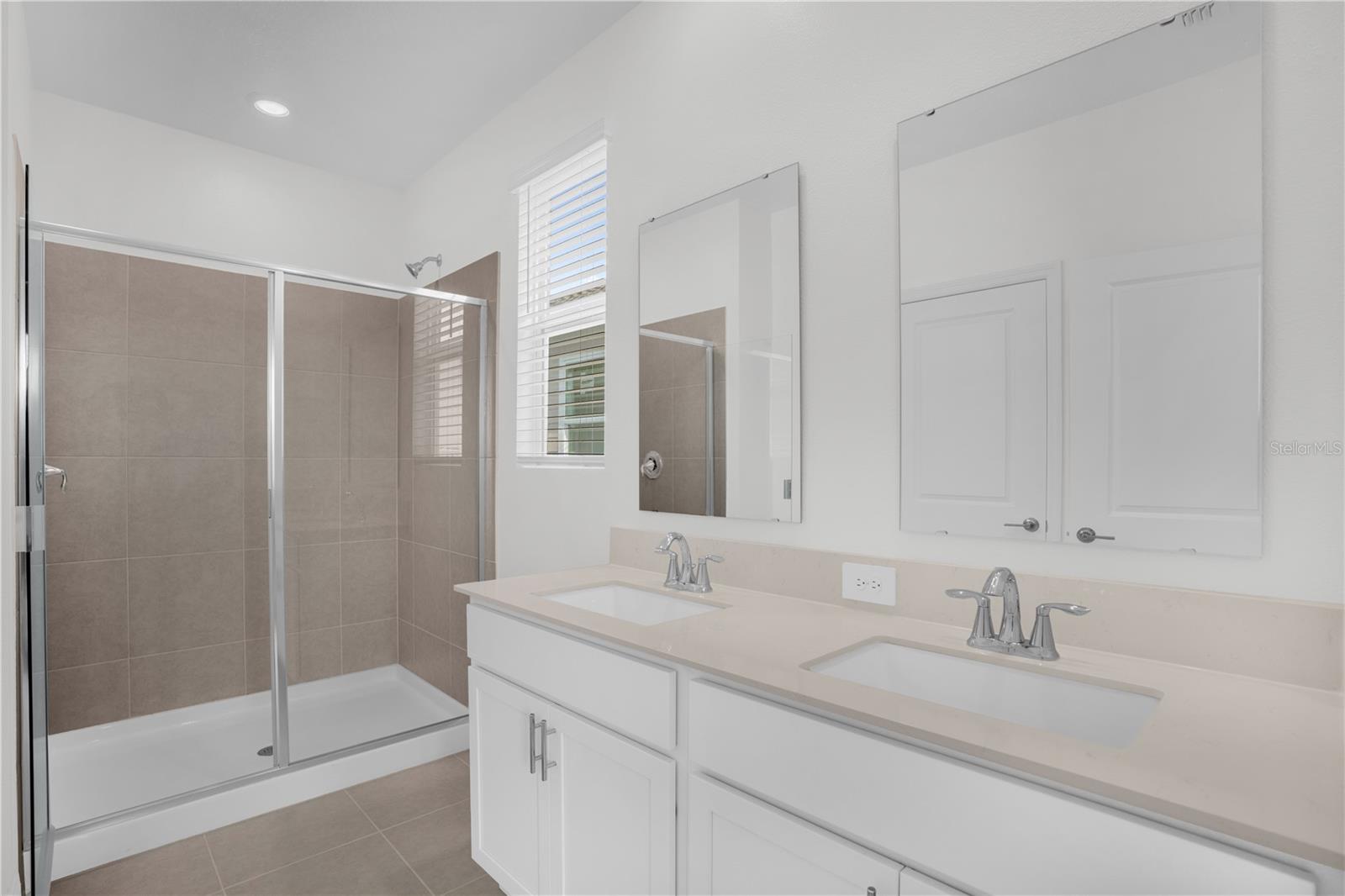 BRONSONS RIDGE - Residential Lease