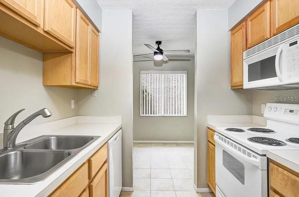 PLACE ONE A CONDO - Residential Lease