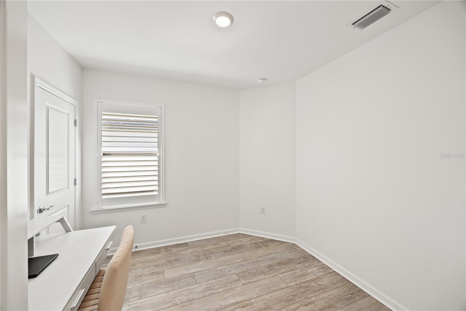 AVANTI/WATERSIDE - Residential