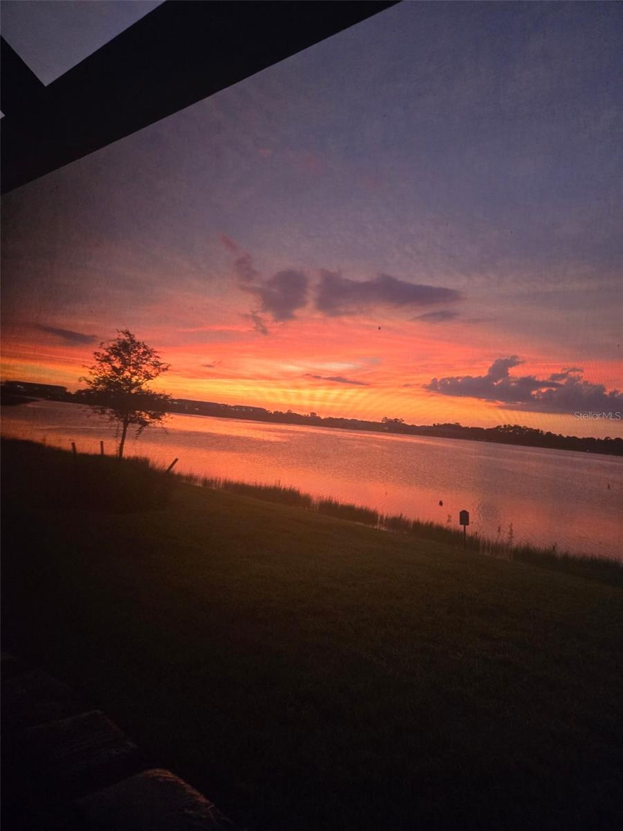 AVANTI/WATERSIDE - Residential