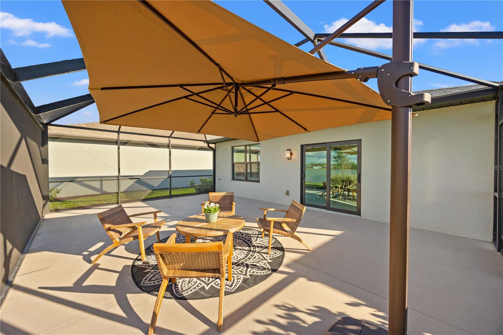 AVANTI/WATERSIDE - Residential