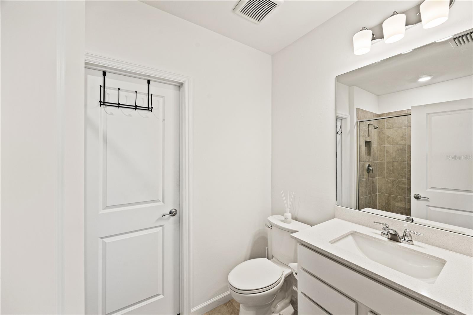 AVANTI/WATERSIDE - Residential