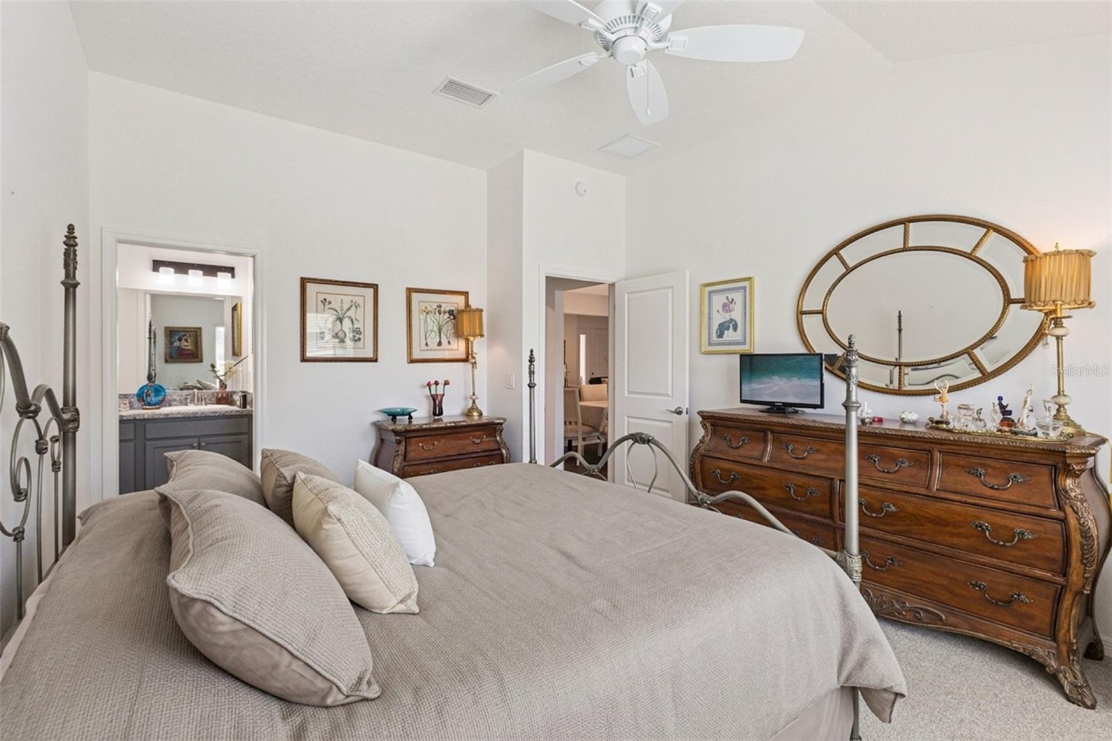 VILLAGES/SOUTHERN OAKS UN #99 - Residential