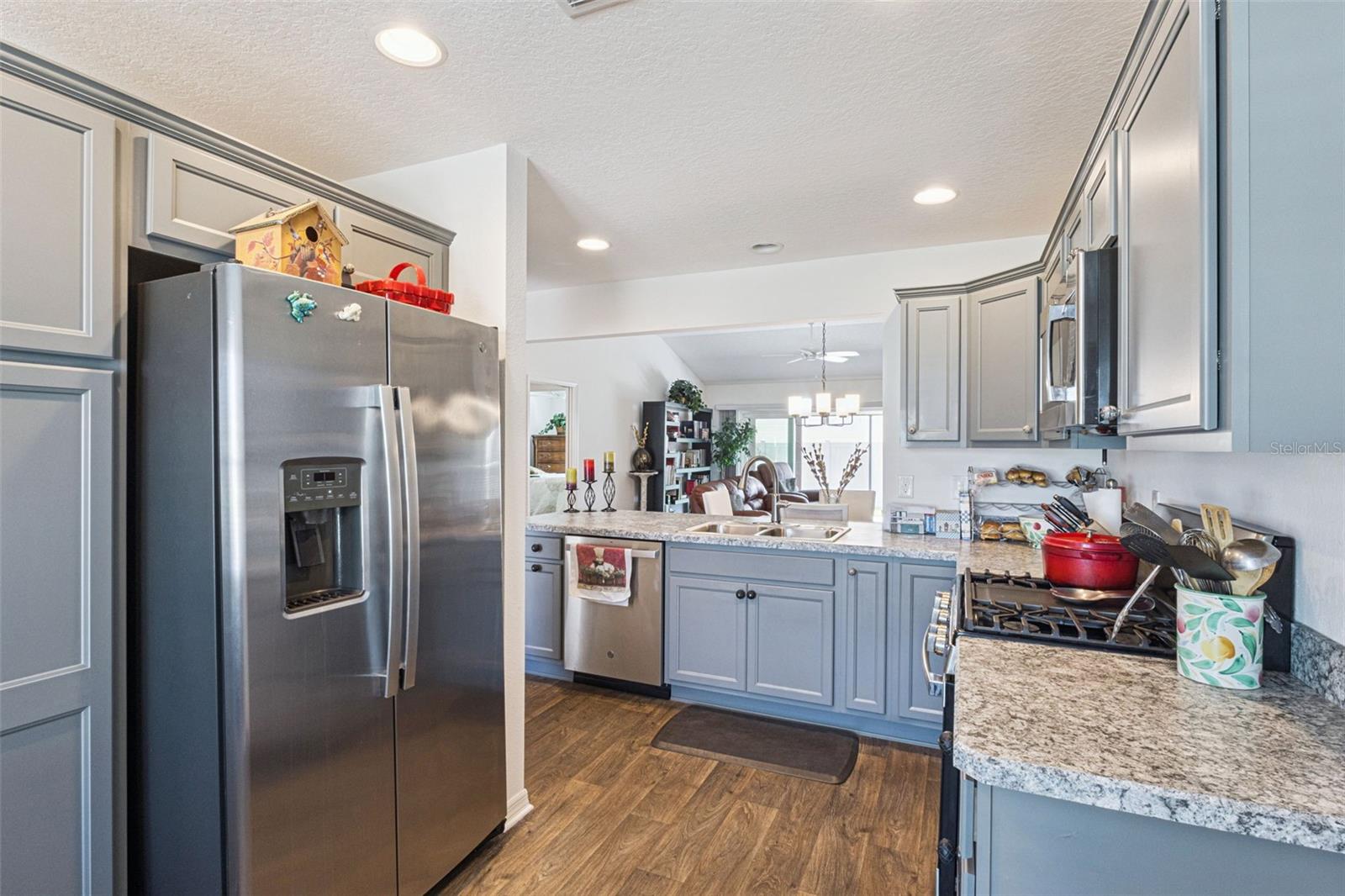 VILLAGES/SOUTHERN OAKS UN #99 - Residential