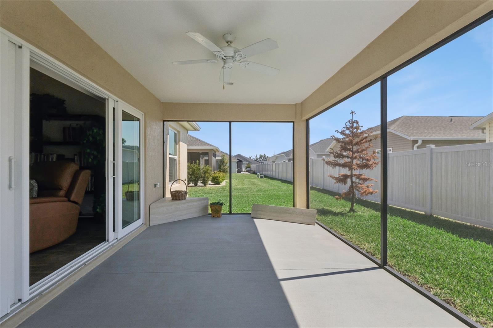 VILLAGES/SOUTHERN OAKS UN #99 - Residential