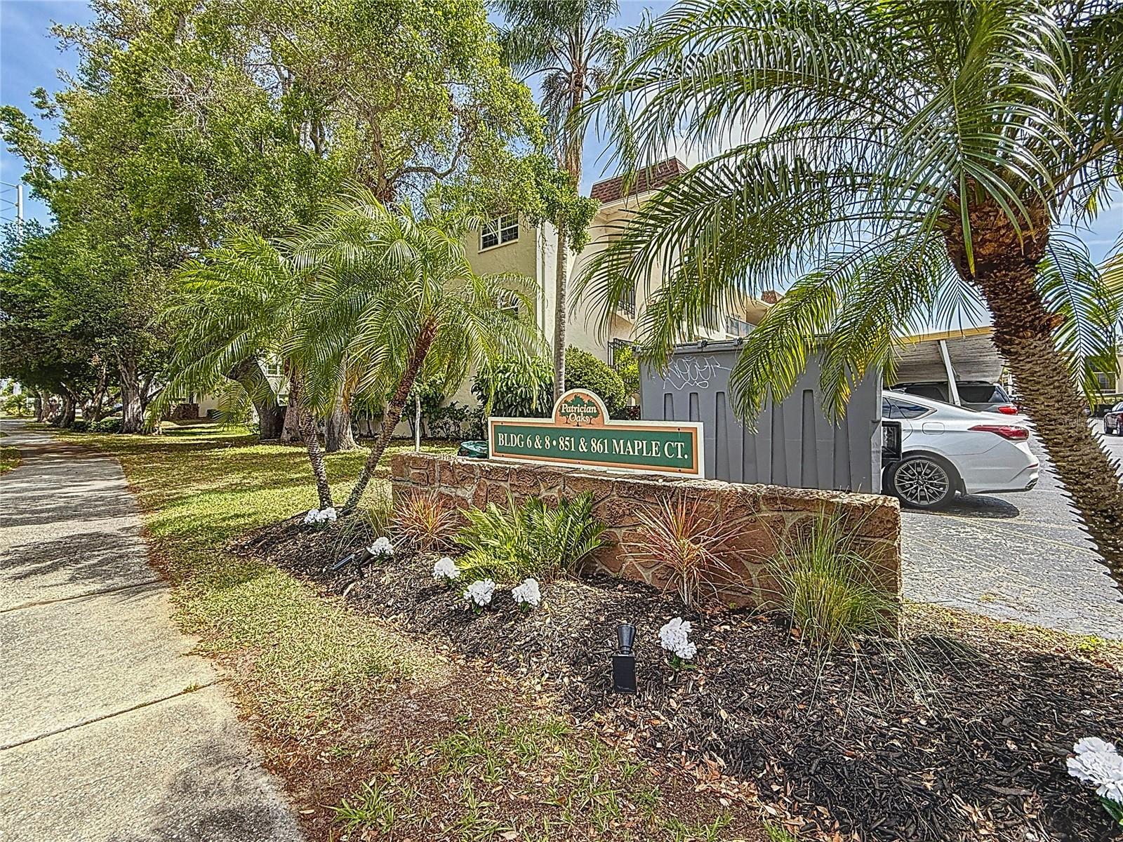 861 MAPLE COURT 205