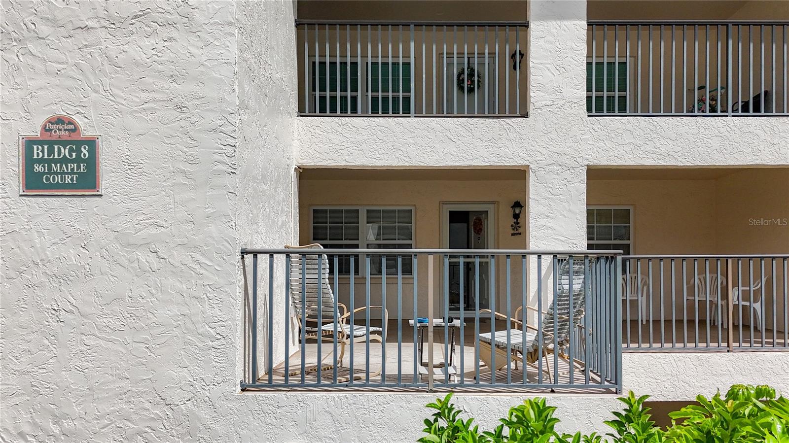 861 MAPLE COURT 205