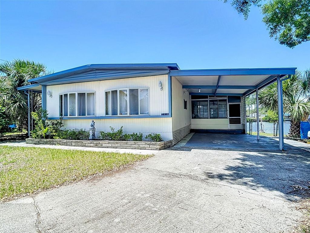 Photo of 5806 Portsmouth Drive, Tampa, FL 33615 (MLS # TB8397367)