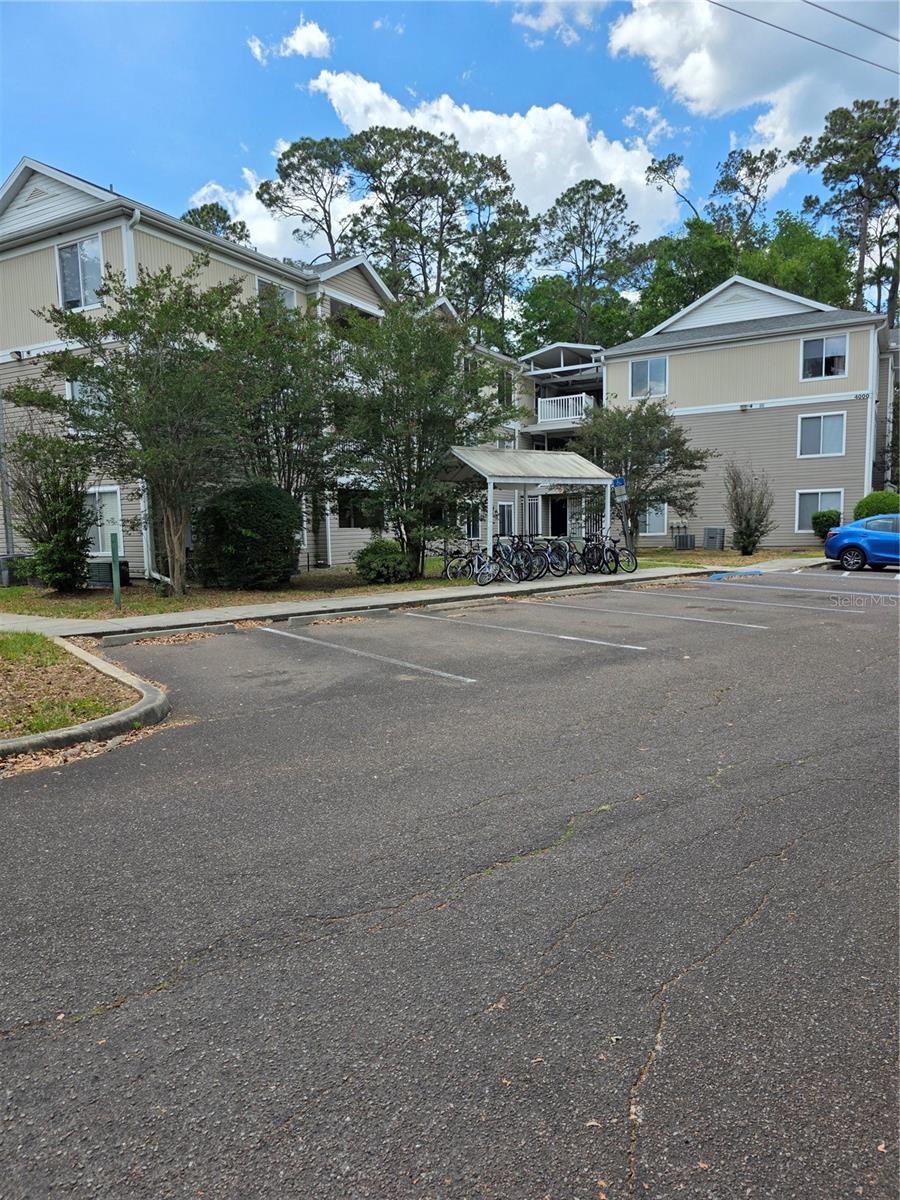 COUNTRYSIDE UNIVERSITY - Residential Lease