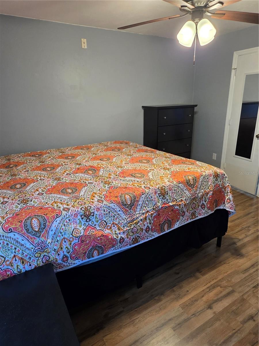 COUNTRYSIDE UNIVERSITY - Residential Lease