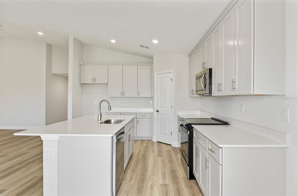 Photo of 6164 SW 97th Street, Ocala, FL 34476 (MLS # TB8415672)