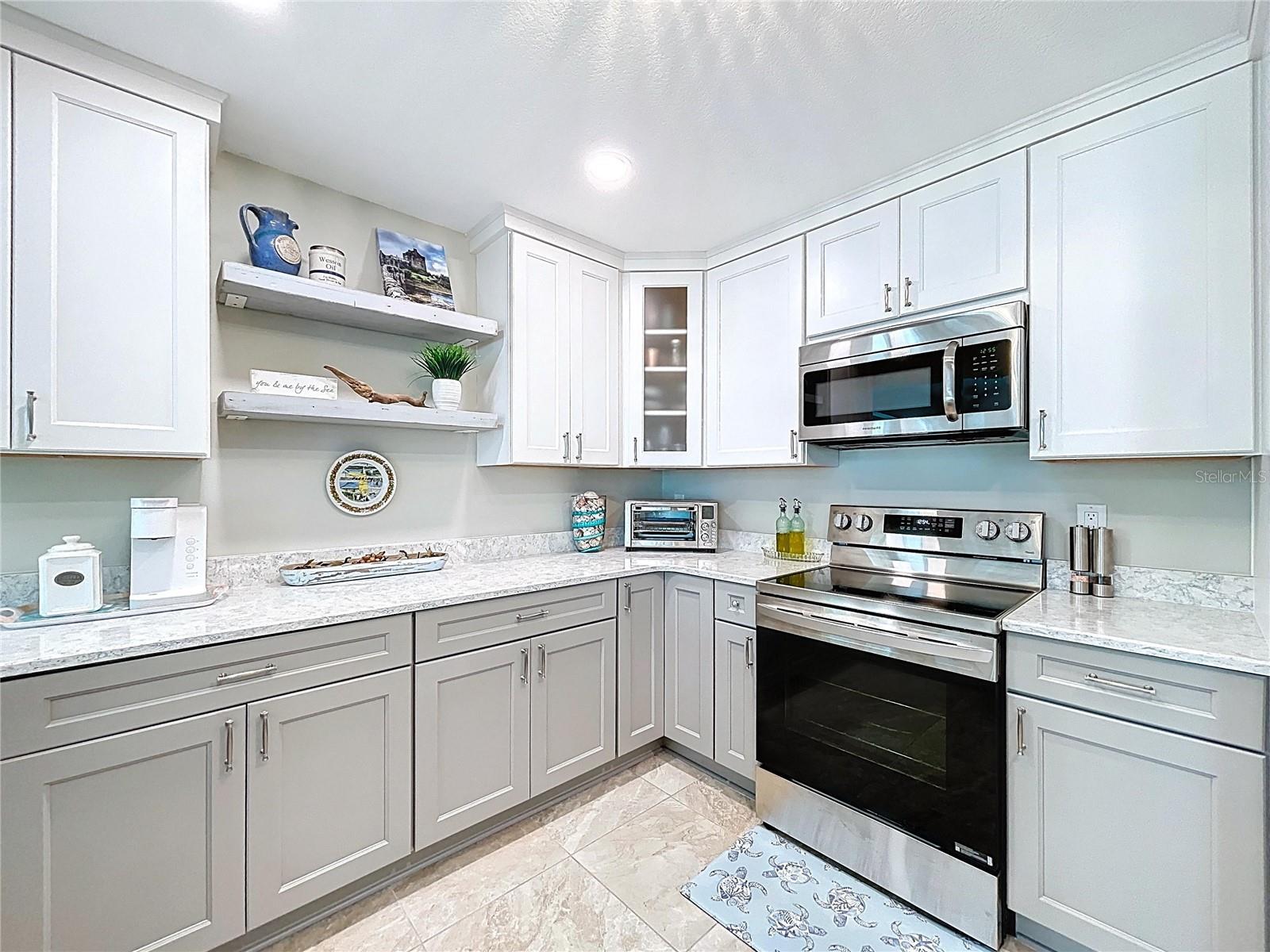 BAYWOOD VILLAGE SEC 3 - Residential