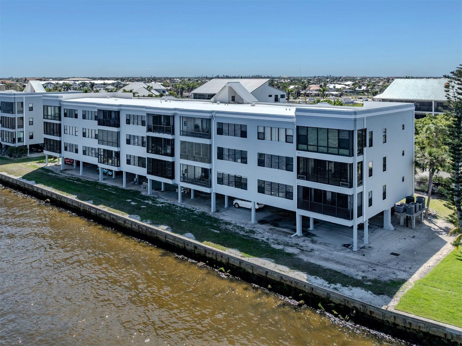 JAMAICA WAY PH 03 - Residential