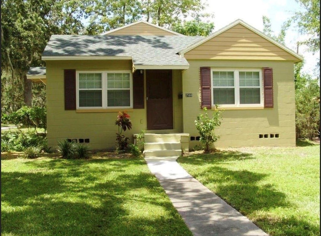 Photo of 2500 Harrison Avenue, Orlando, FL 32804 (MLS # O6446310)