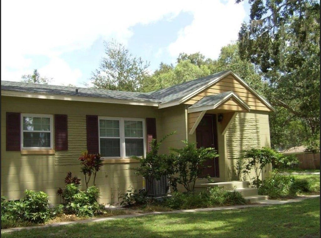 Photo of 2500 Harrison Avenue, Orlando, FL 32804 (MLS # O6446310)
