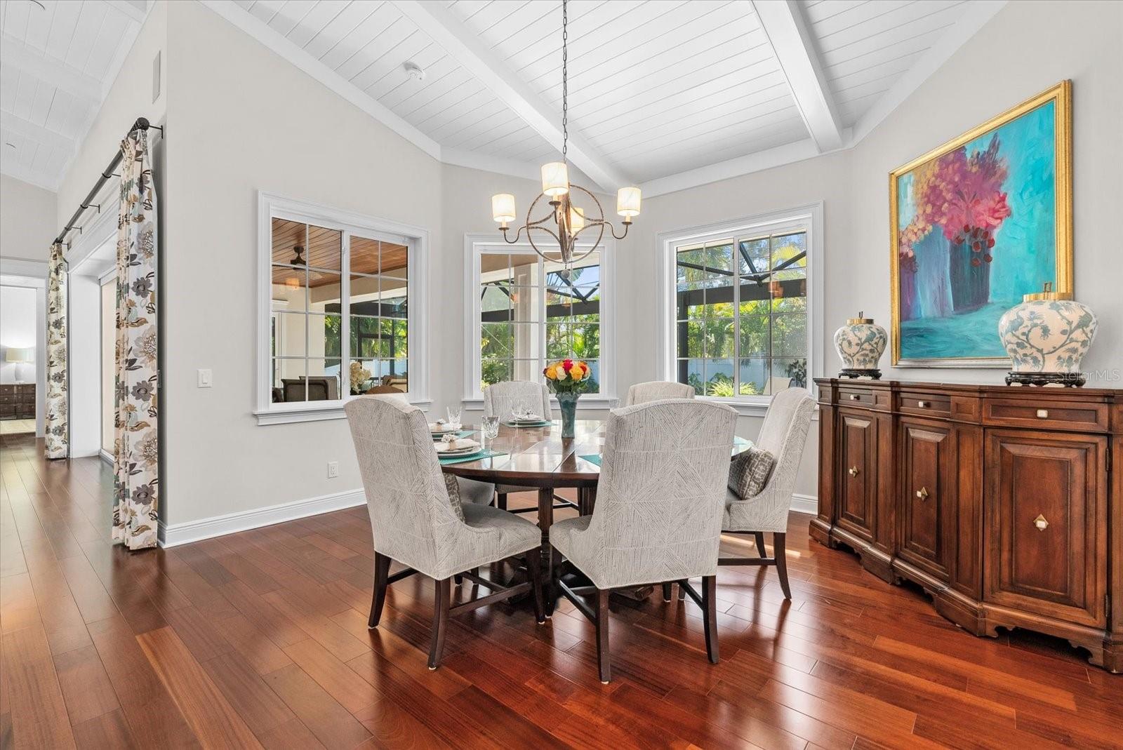 HIGELVILLE - Residential