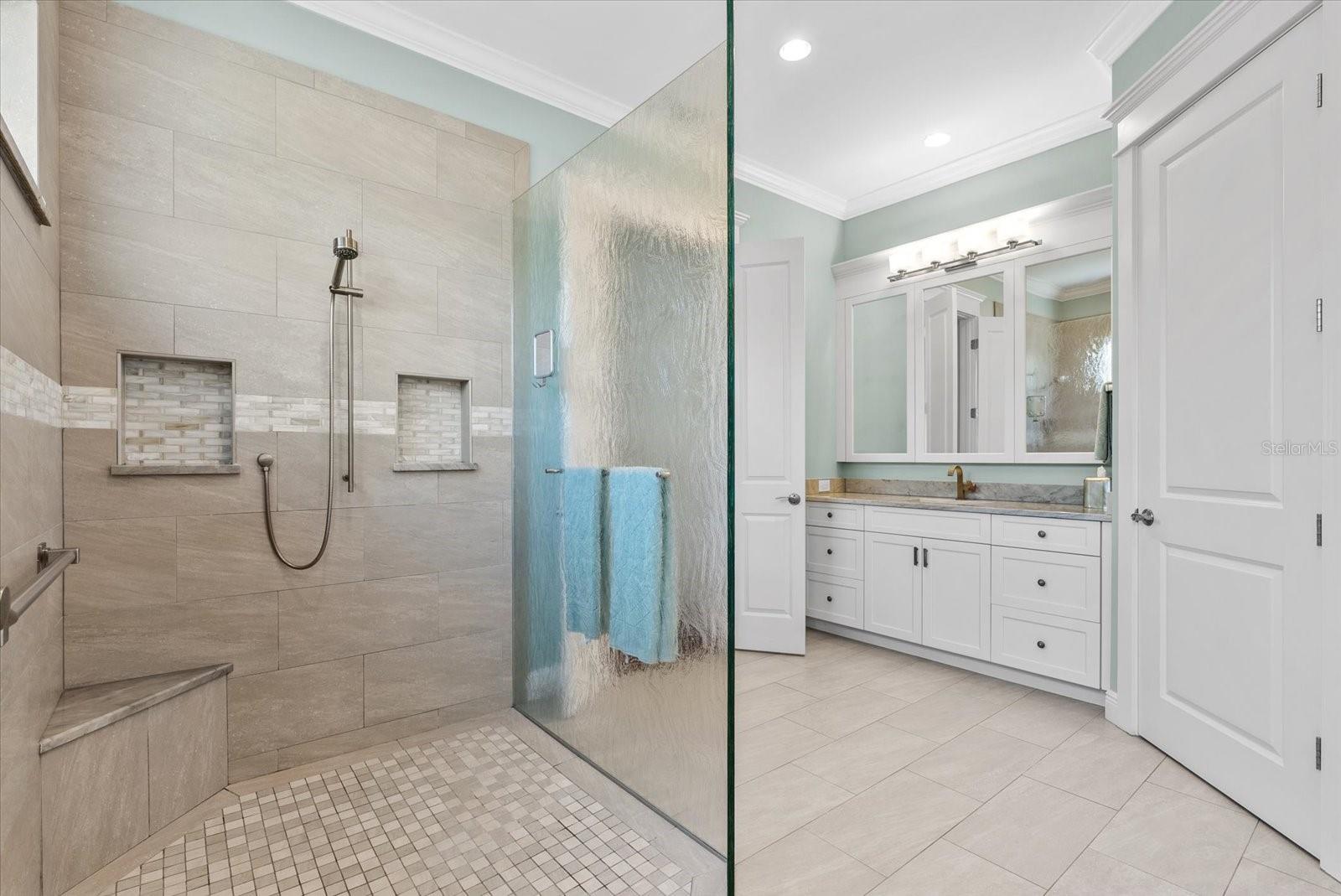 HIGELVILLE - Residential