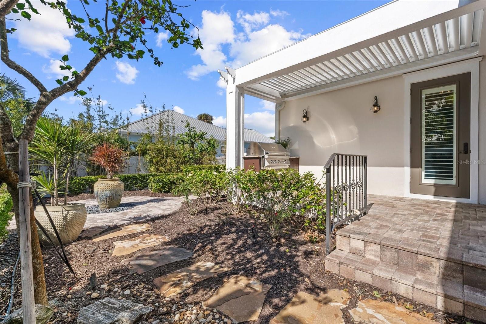 HIGELVILLE - Residential