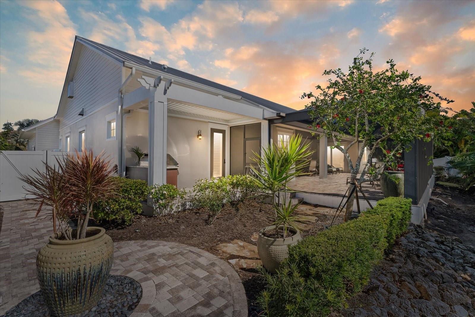 HIGELVILLE - Residential