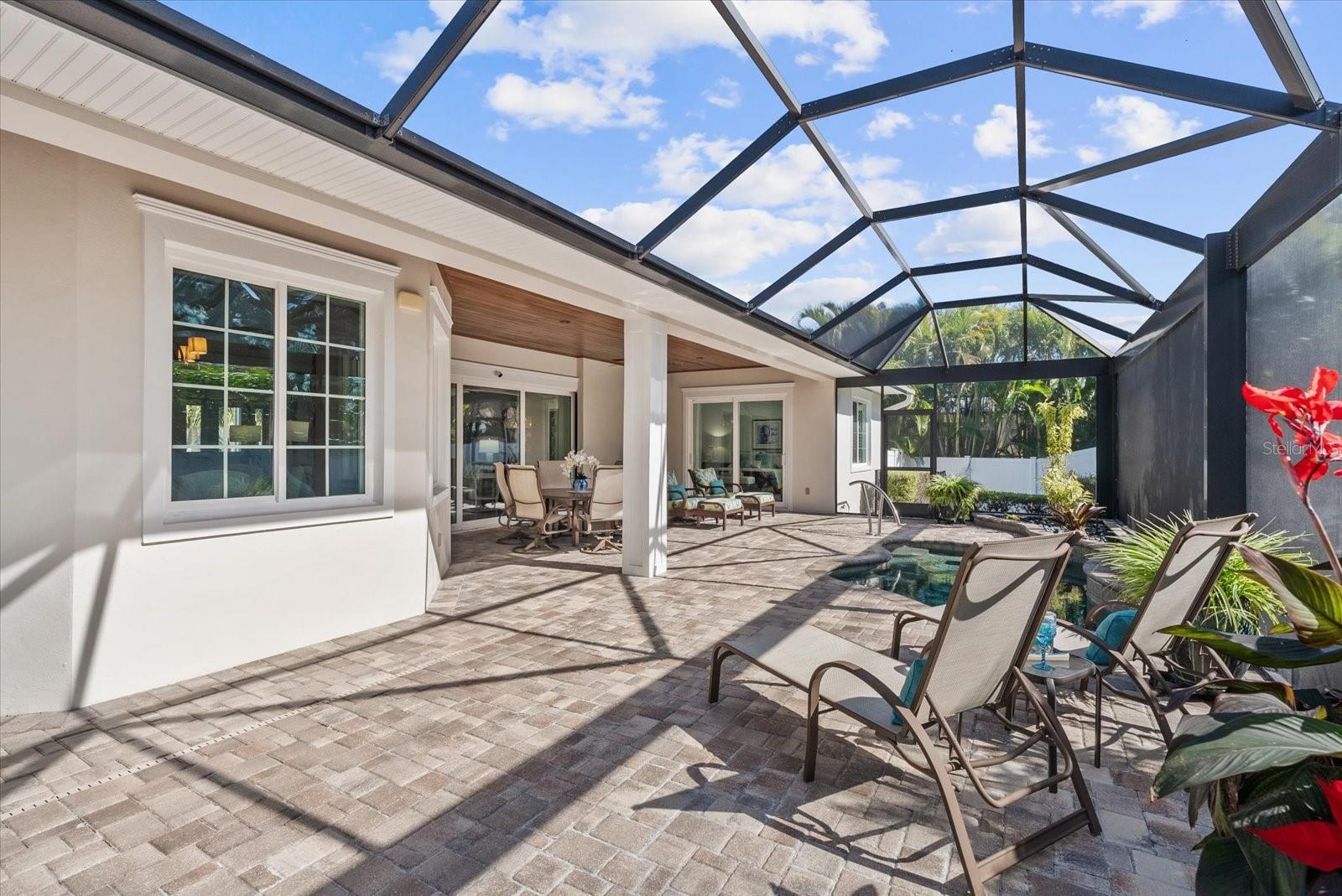 HIGELVILLE - Residential