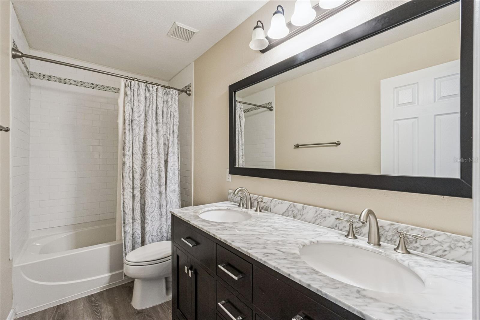 EAGLE CRK PH 01A - Residential