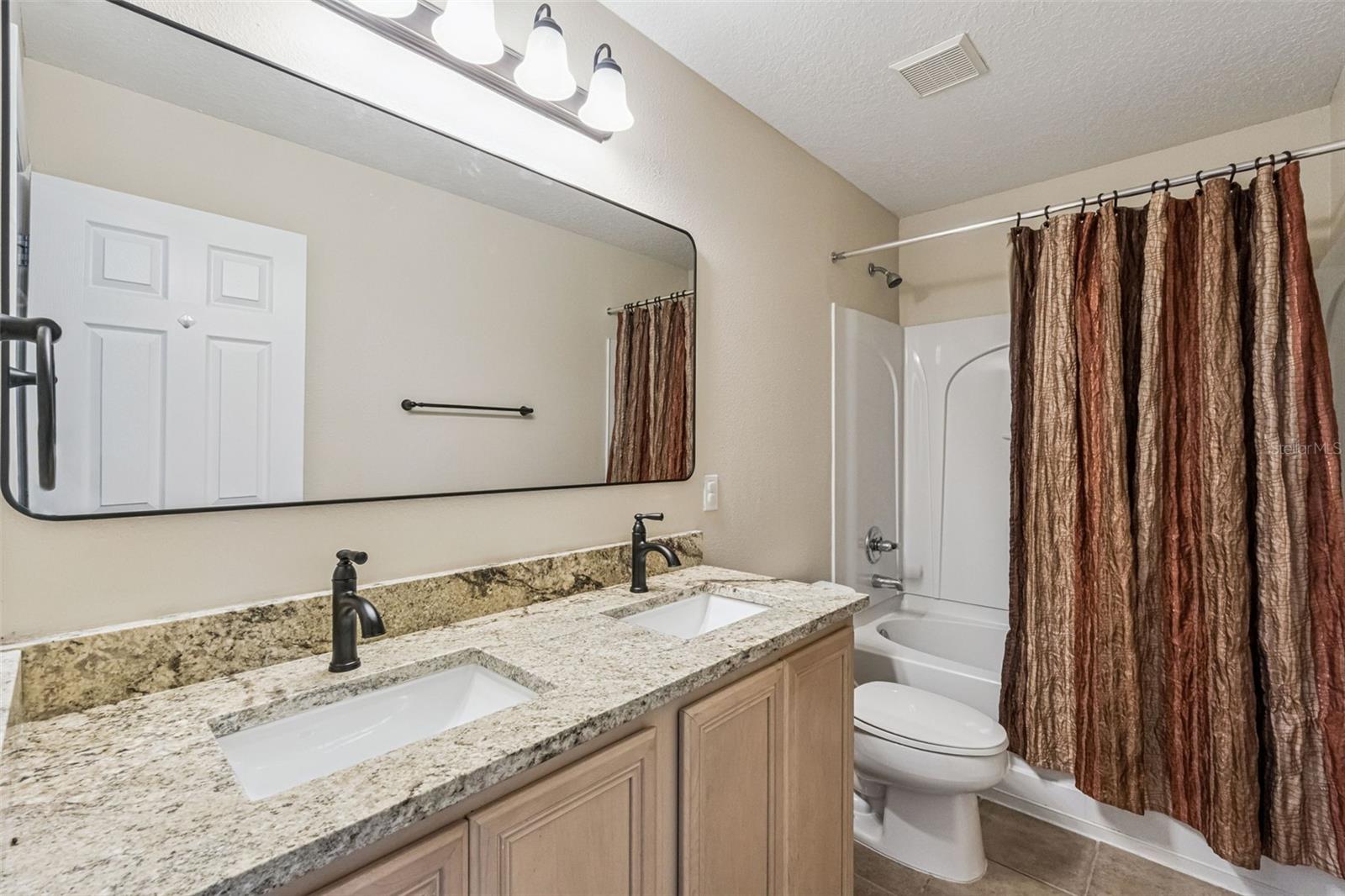 EAGLE CRK PH 01A - Residential