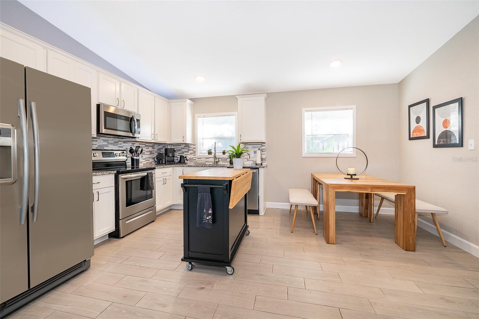 ORANGE TERRACE - Residential Lease