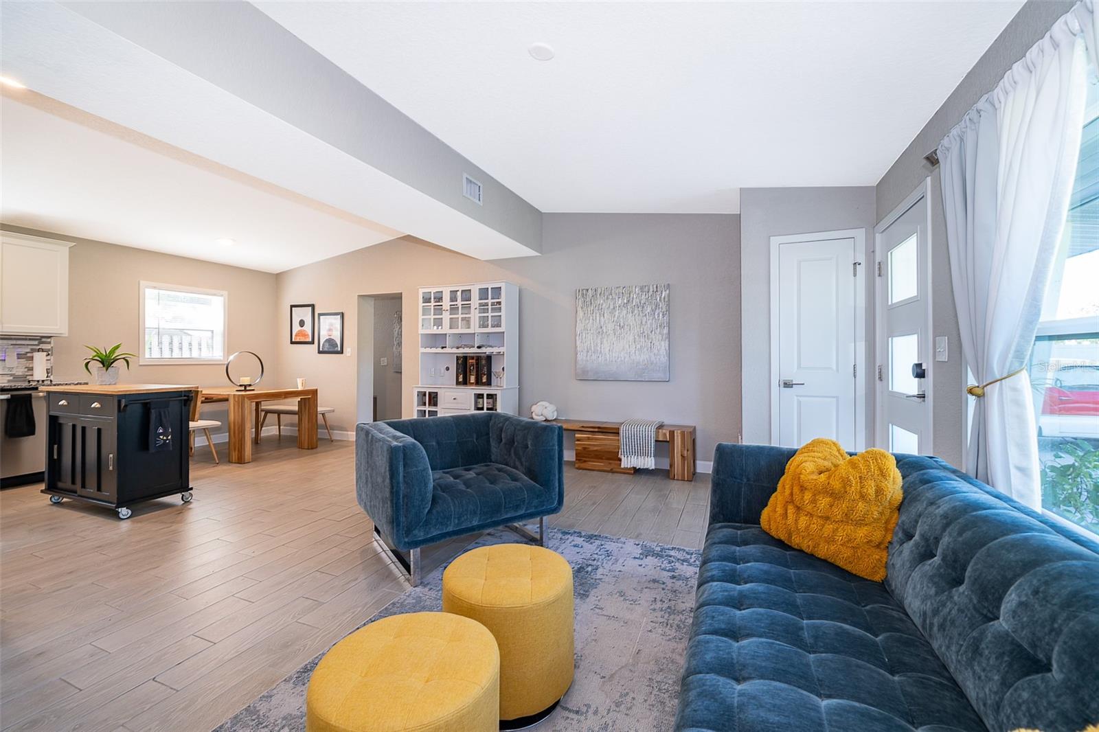 ORANGE TERRACE - Residential Lease
