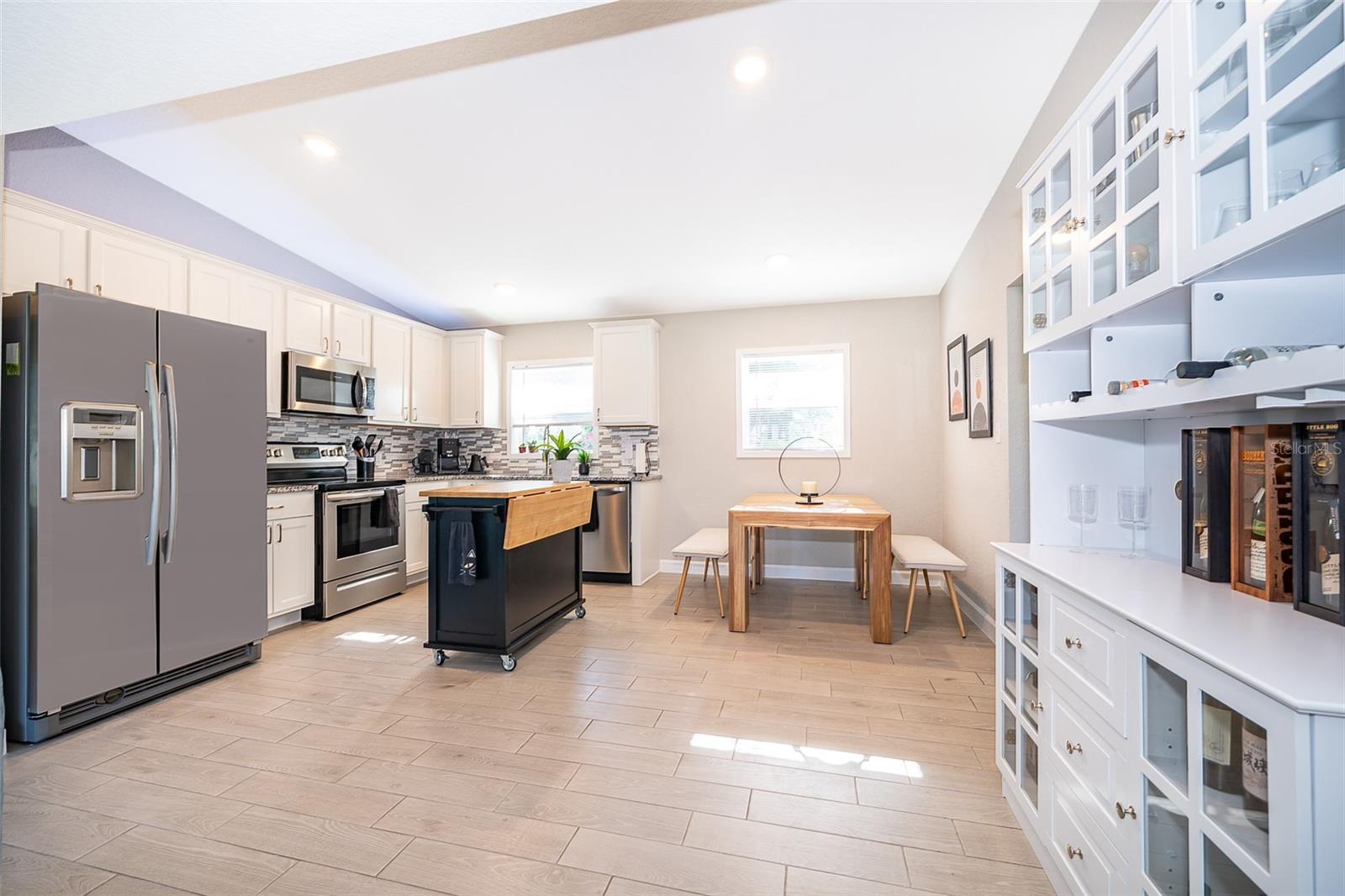 ORANGE TERRACE - Residential Lease