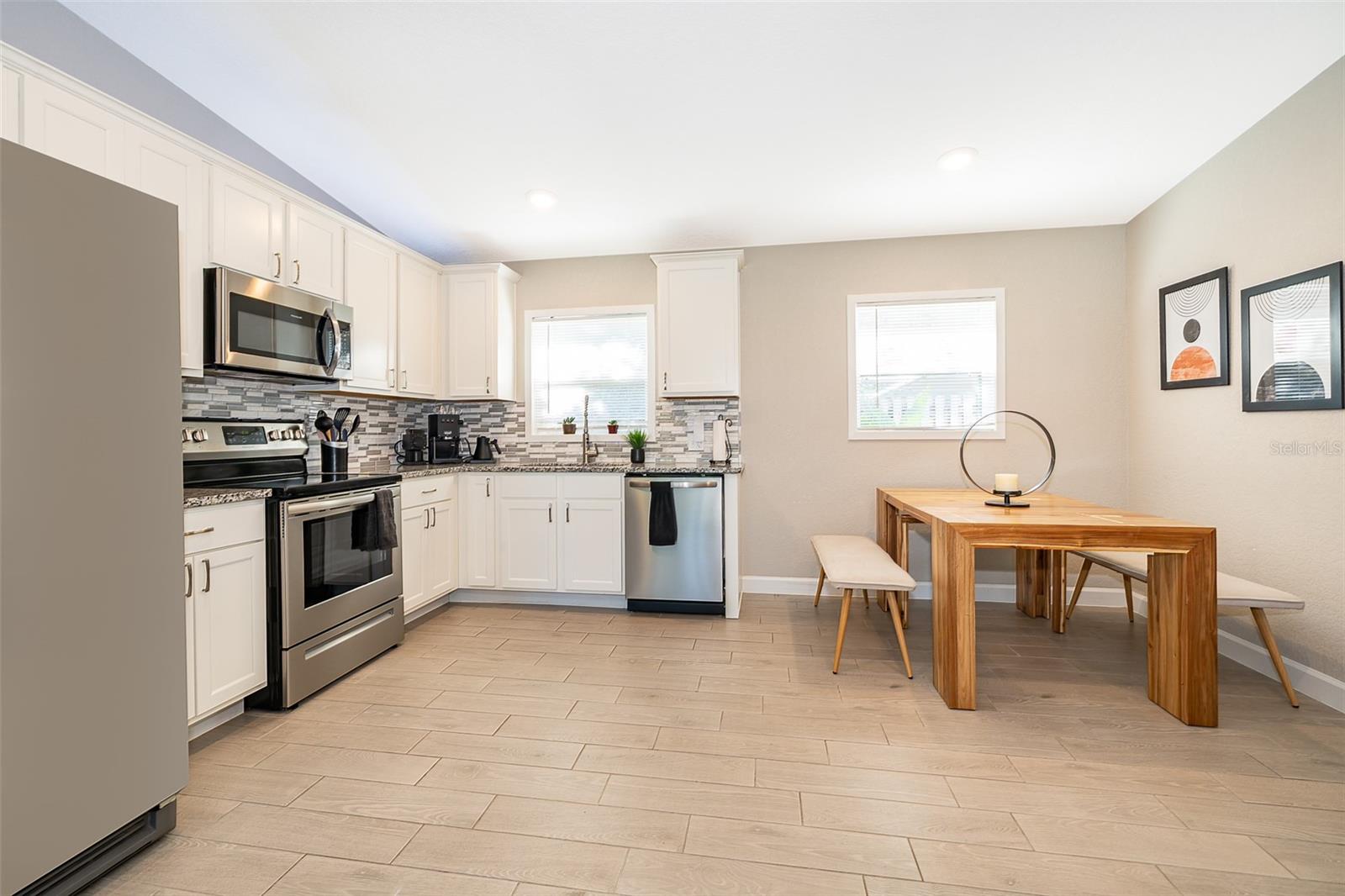 ORANGE TERRACE - Residential Lease