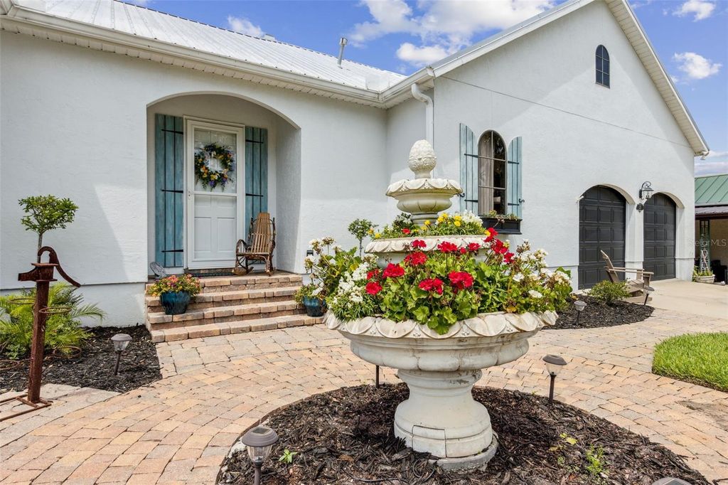 Photo of 127 River Road, Satsuma, FL 32189 (MLS # GC537719)