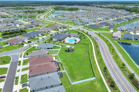 A home in LAKELAND