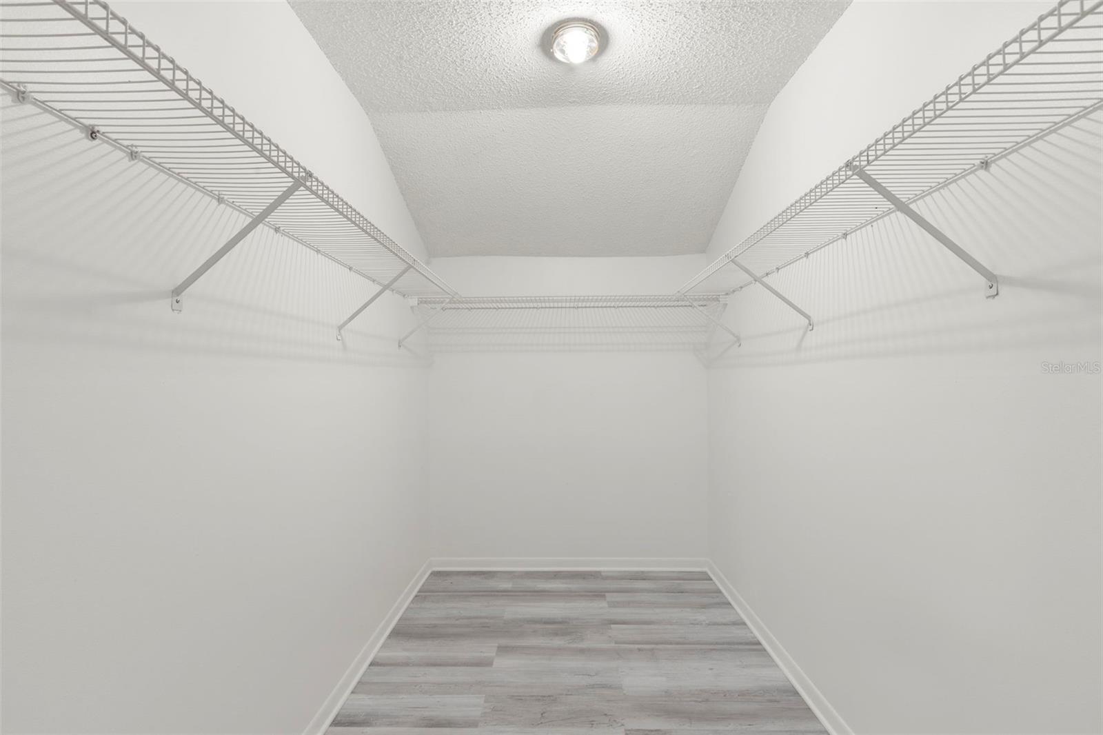 PINE RIDGE AT LAKE TARPON VILLAGE - Residential