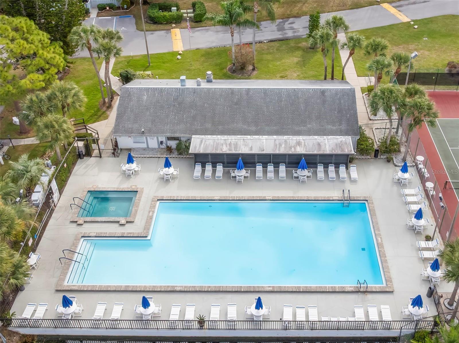 PINE RIDGE AT LAKE TARPON VILLAGE - Residential