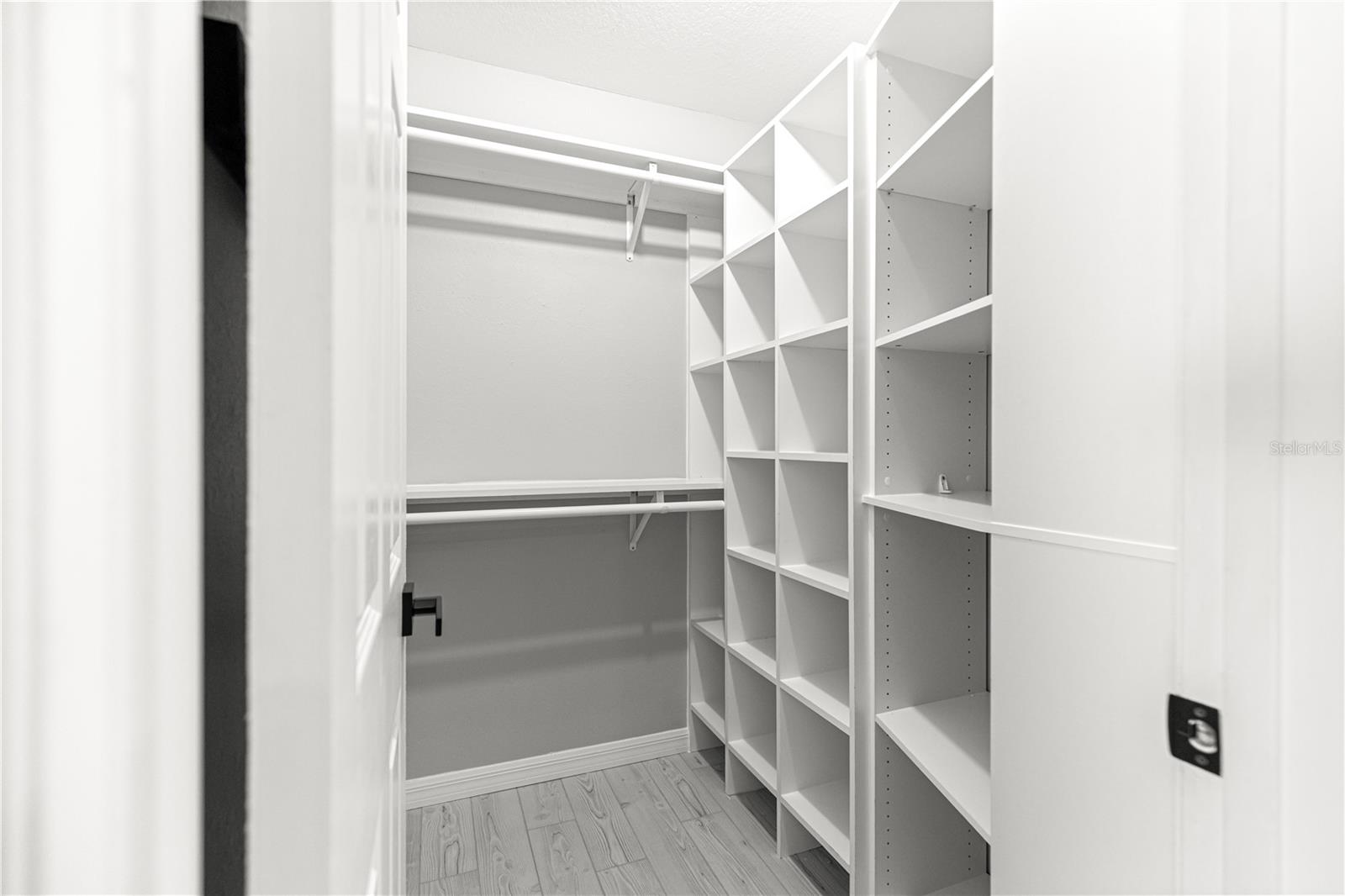 EDWIN M REEVES - Residential Lease