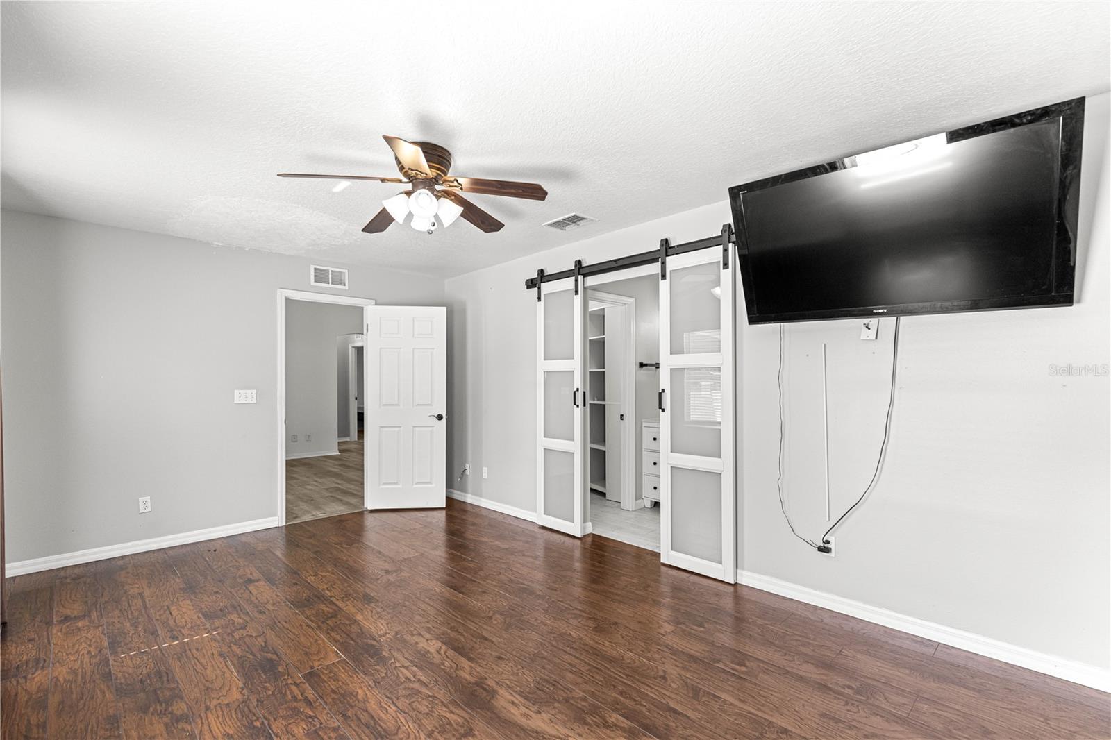 EDWIN M REEVES - Residential Lease