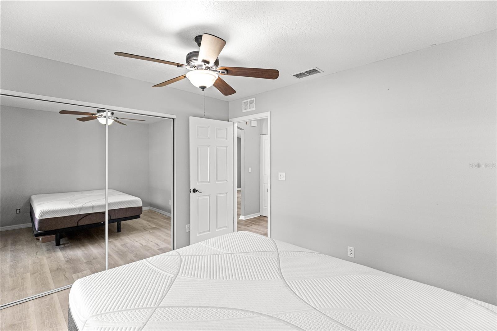 EDWIN M REEVES - Residential Lease