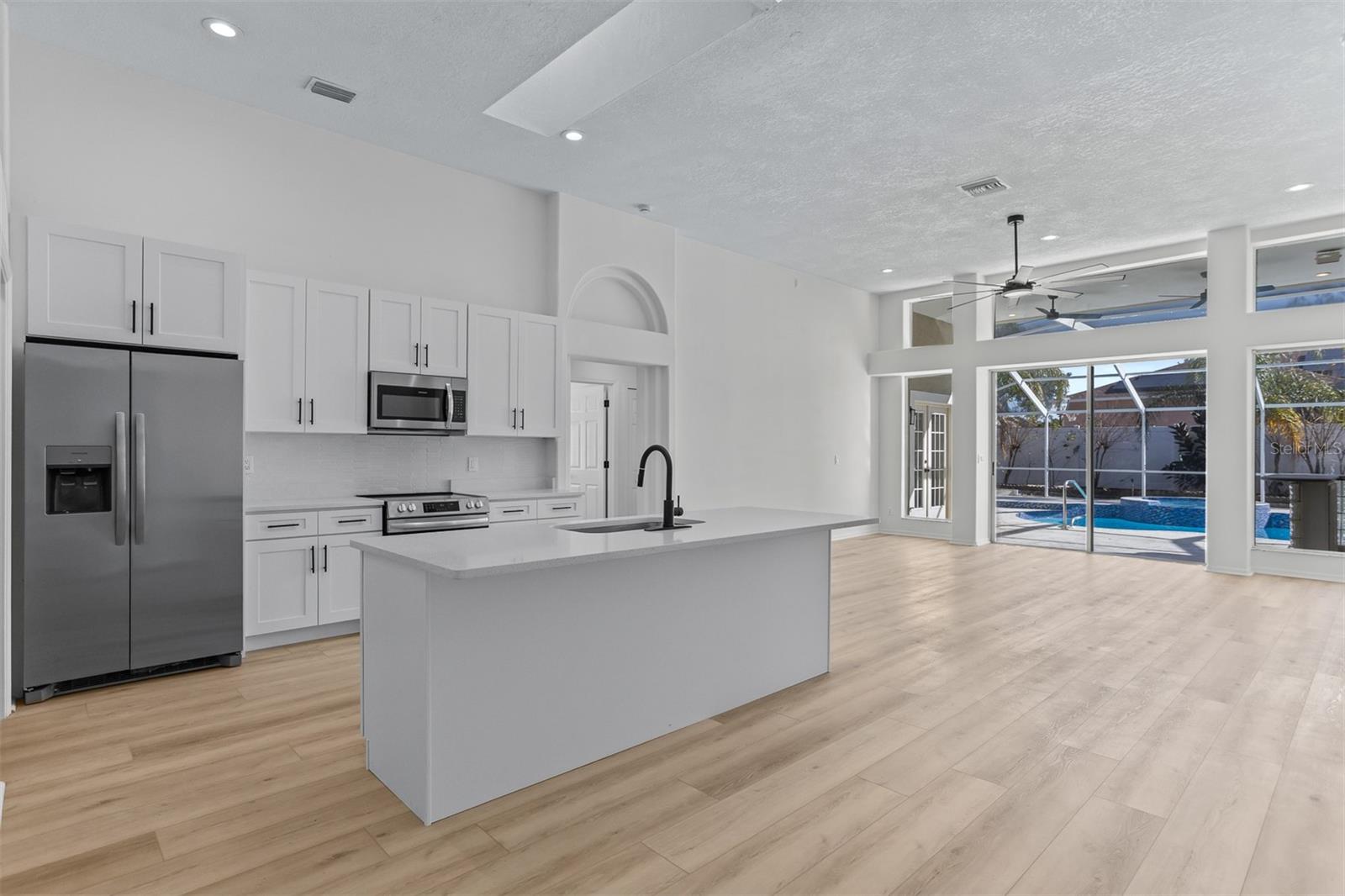 BRENTWOOD HILLS TRCT B UN 2 - Residential