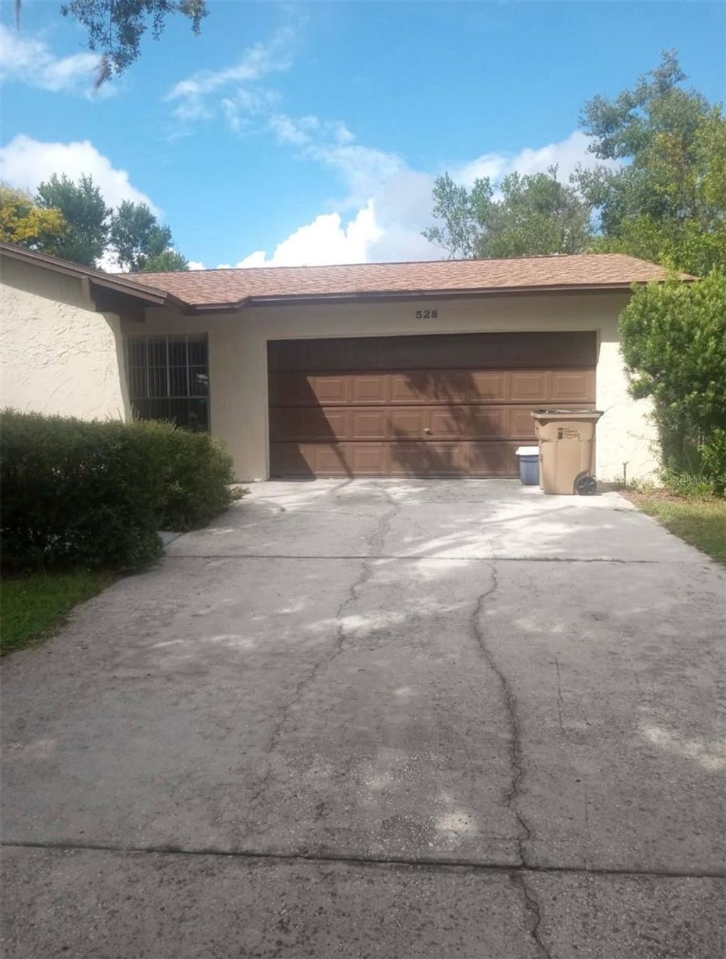 Photo of 528 Lantern Circle, Temple Terrace, FL 33617 (MLS # TB8469646)