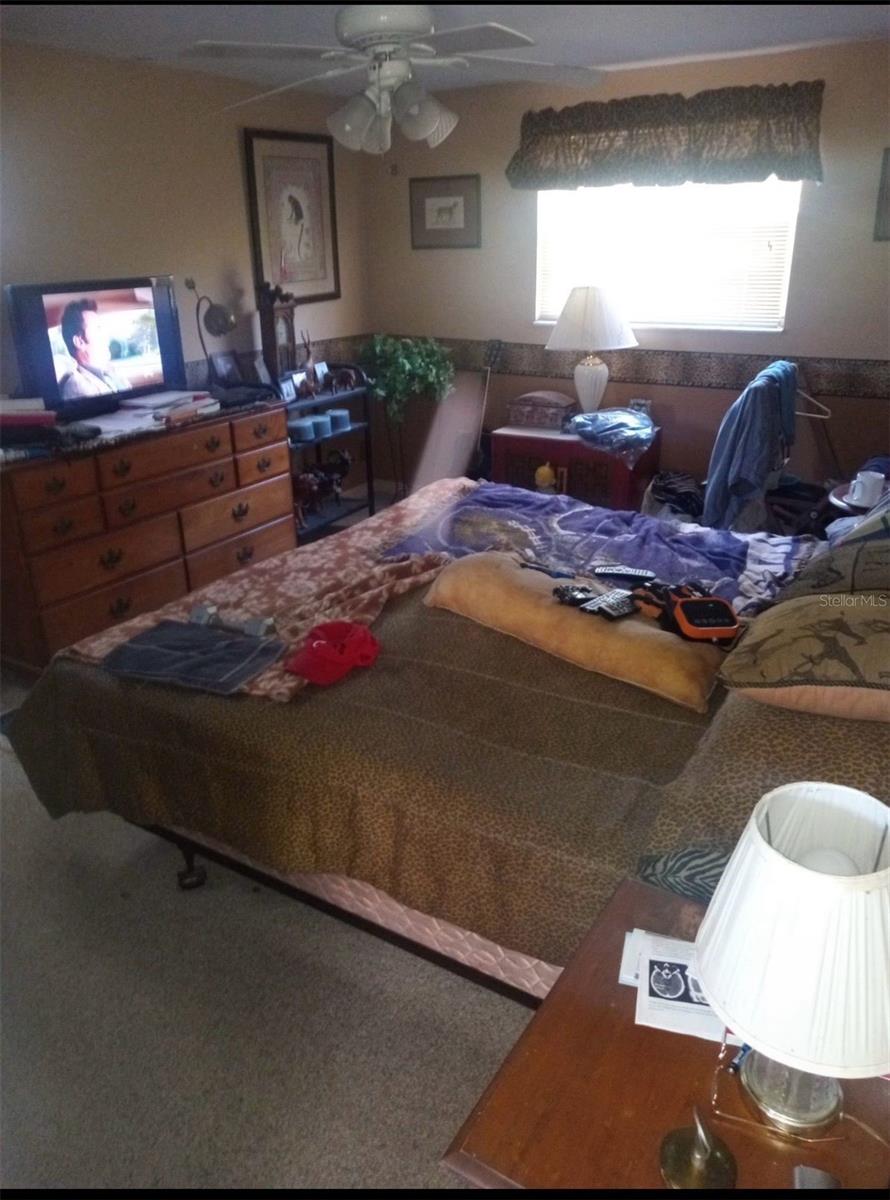 CARRIAGE HILLS SUB UNI - Residential