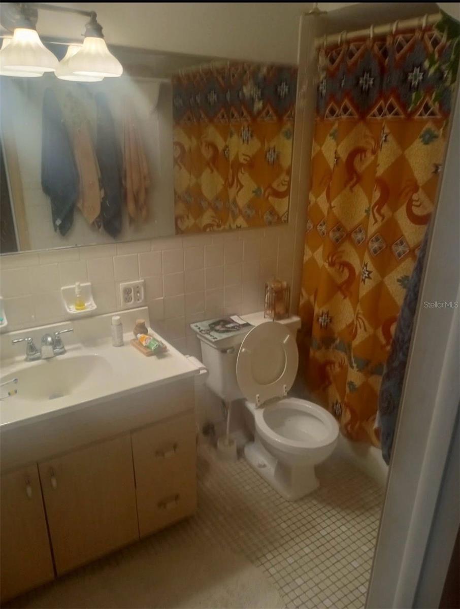 CARRIAGE HILLS SUB UNI - Residential