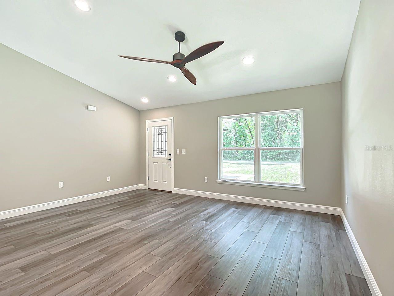 WILLISTON HIGHLANDS UNIT 11 - Residential